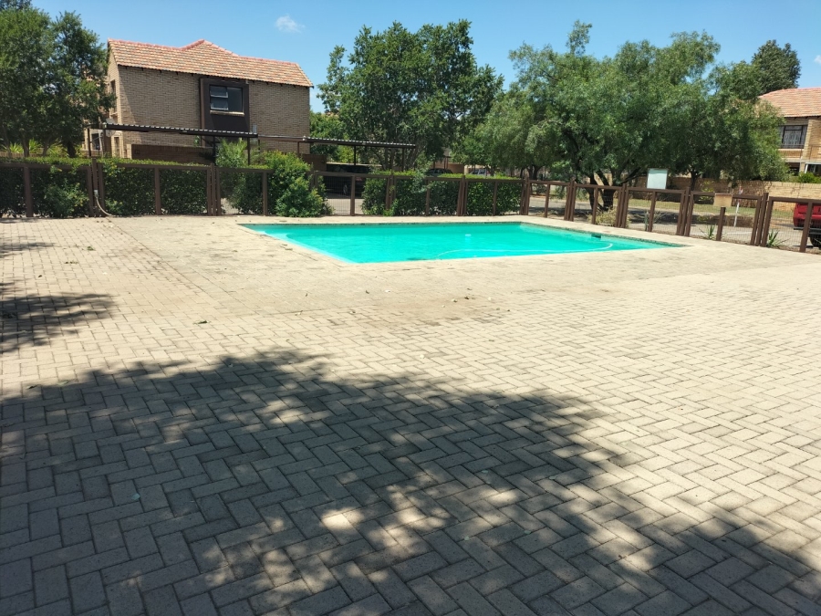 2 Bedroom Property for Sale in Wilgehof Free State